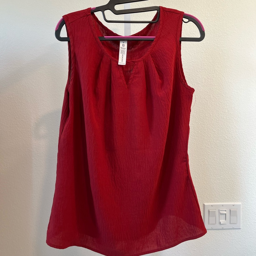 Chic Red Tank Top